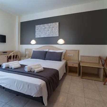 酒店 Airone (adults Only) 比比翁